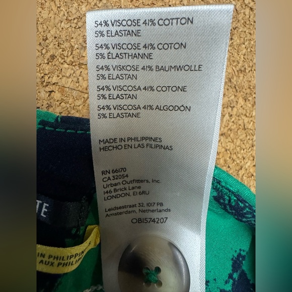 Anthropologie Maeve Colette Cropped Wide Leg Pants 26 Magic Fabric Trousers - Picture 13 of 13